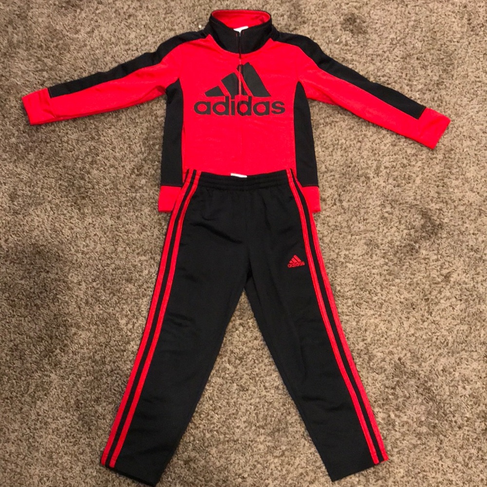 Boys size 4 adidas suit